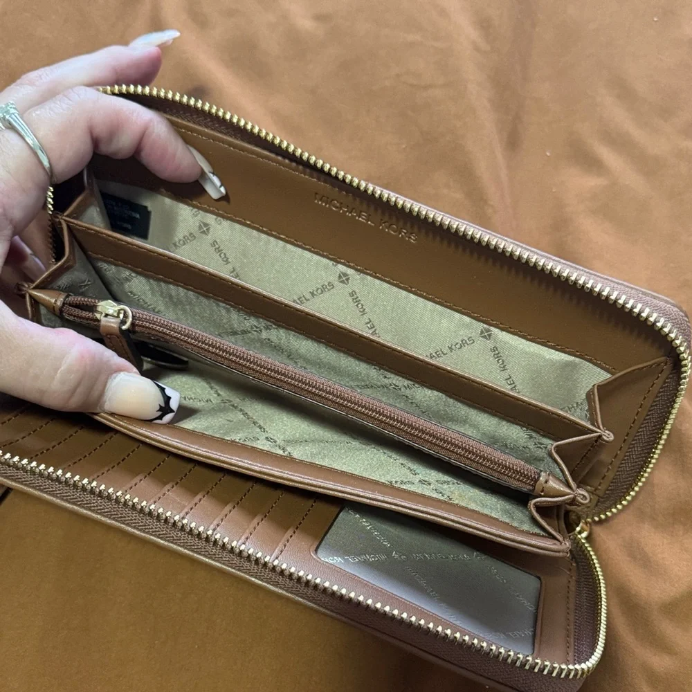 Michael Kors Denim Blue Zip Wallet - Picture 3 of 4